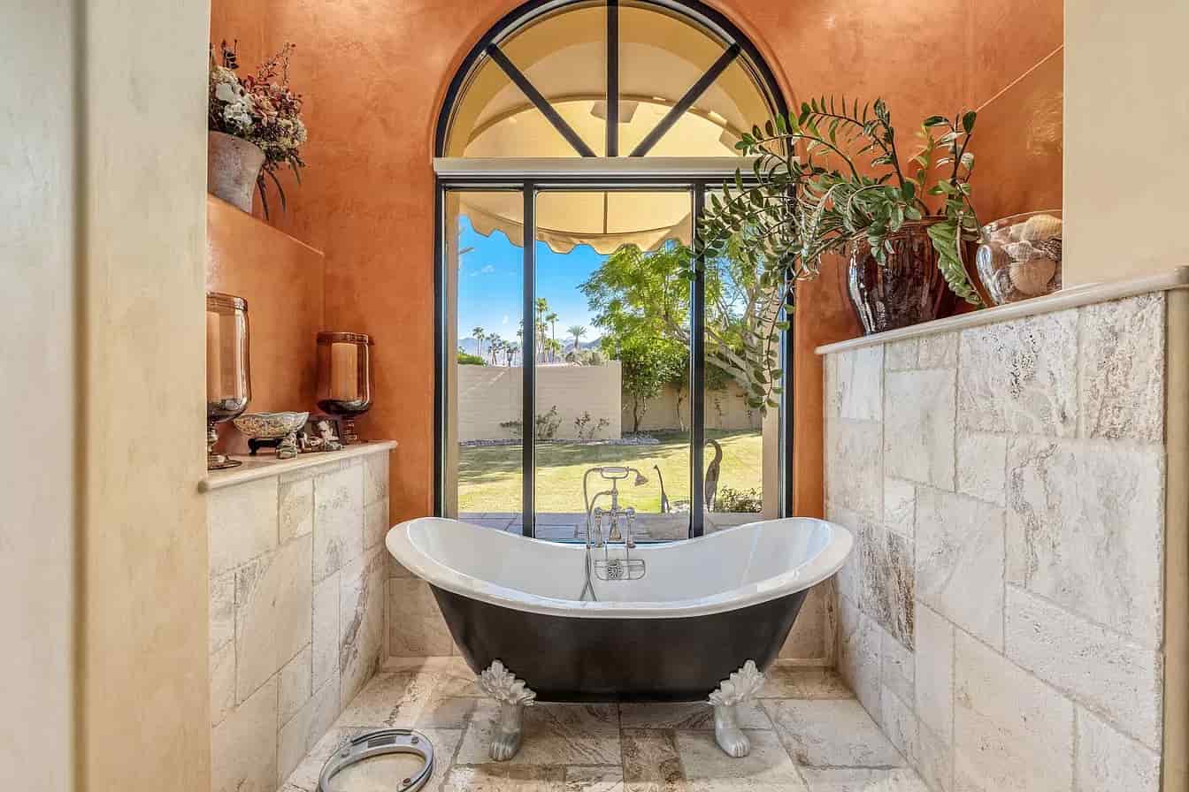 Palm Desert Custom Home Coachella Estate Master Bathtub